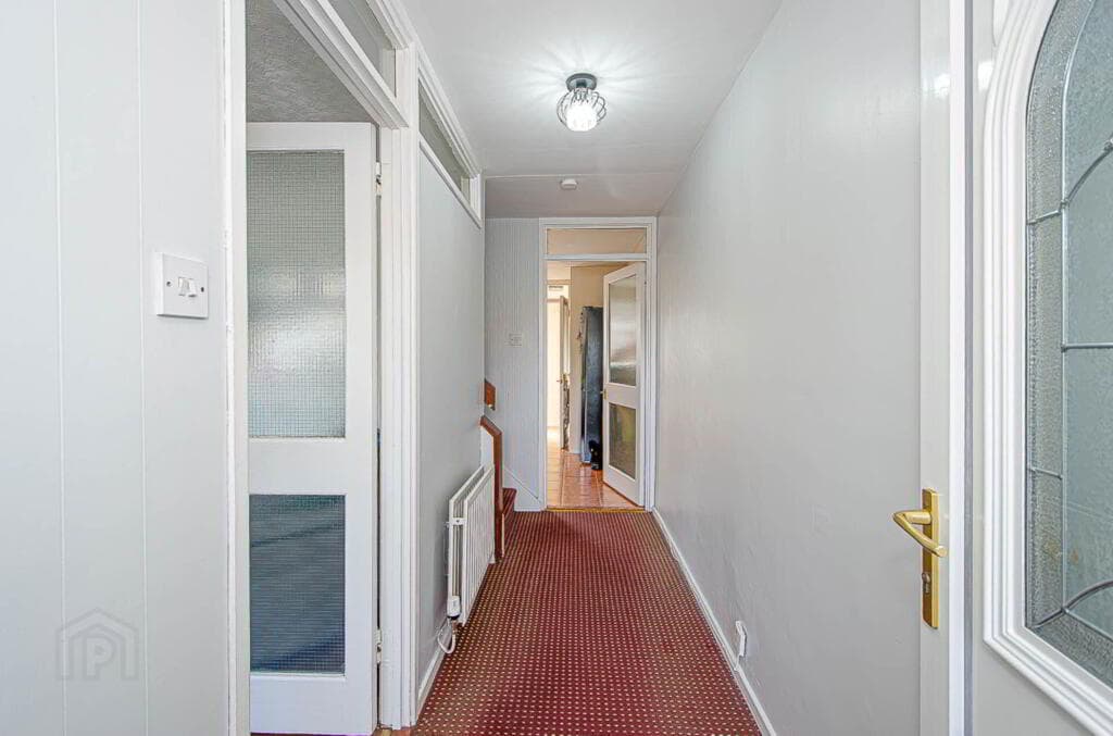 Apartment 5 Malone Cottage 207 Sandy Row, Belfast, BT12 5ED photo 3